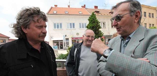 Profesor Keller: Lidé typu Foltýna ničí politickou konkurenci. Lidé typu Baxy považují volby za nebezpečné